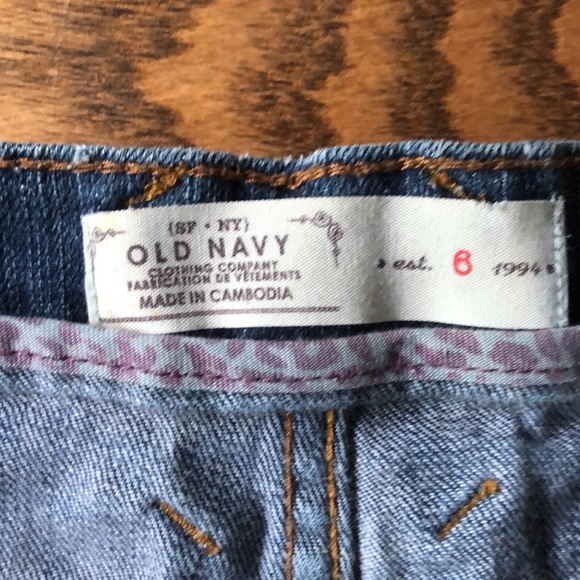 Old Navy W’s Denim Mini Skirt ~ Size 6 - Picture 5 of 6